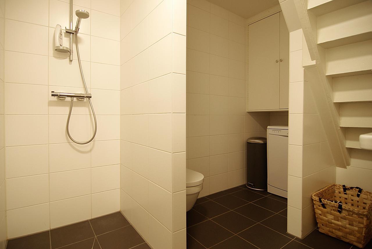 Luxury Leidseplein With Private Patio Bed and breakfast