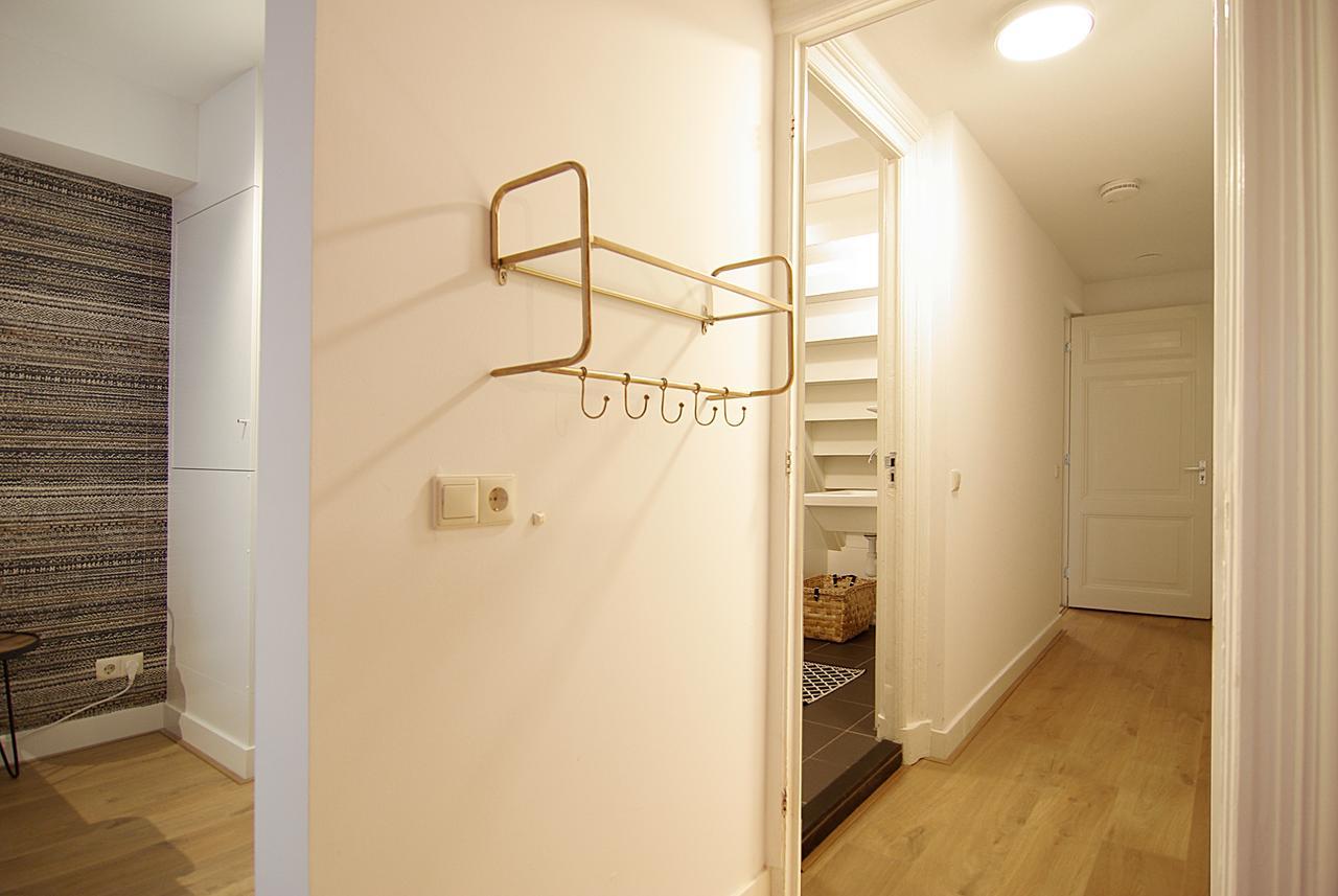 Luxury Leidseplein With Private Patio Bed and breakfast *